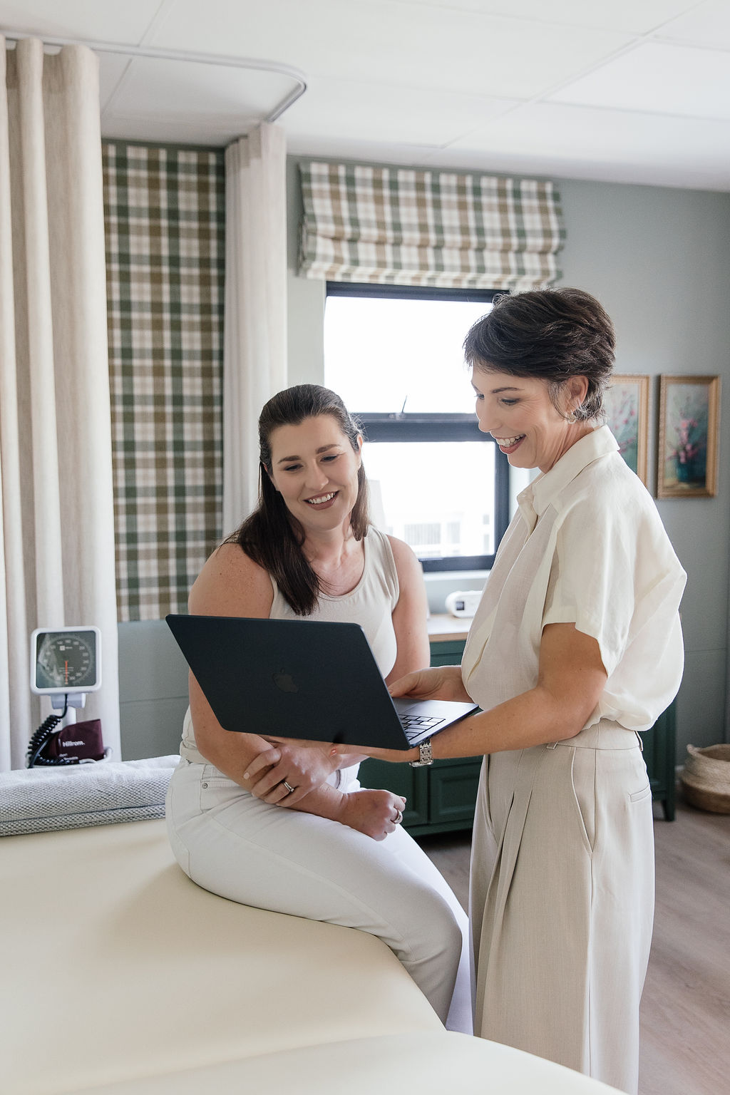 Dr Maretha Rossouw in consultation